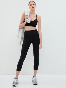 Gap GapFit Recycled Power Medium Impact Schwarz | 2403-FJPDR