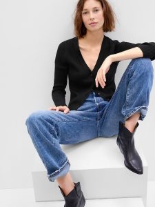 Gap Metallic Rib V-Neck Schwarz | 3560-UADXB