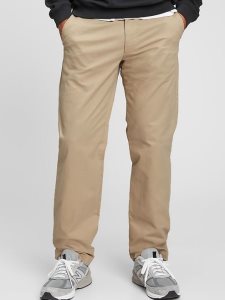 Gap Modern Khakis in Relaxed Fit | 1086-LXRIZ