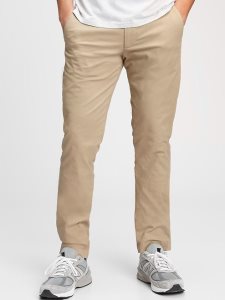 Gap Modern Khakis in Slim Fit Khaki | 1427-GMXCF