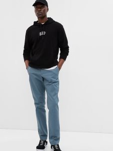 Gap Modern Khakis in Turn Taper Blau | 4607-RWAVM